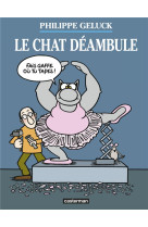 Le chat deambule