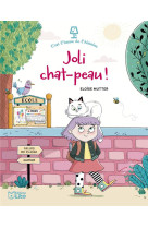 C'est l'heure joli chat-peau