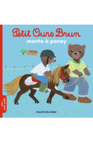 Petit ours brun monte à poney