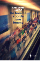 Un homme aborde une femme